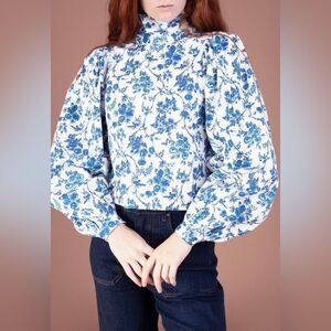 Meadows x Free People Big Blue Floral Carnation Turtleneck Blouse Size 6